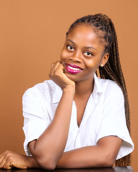 MANEESHA MATHIAS HEADSHOT